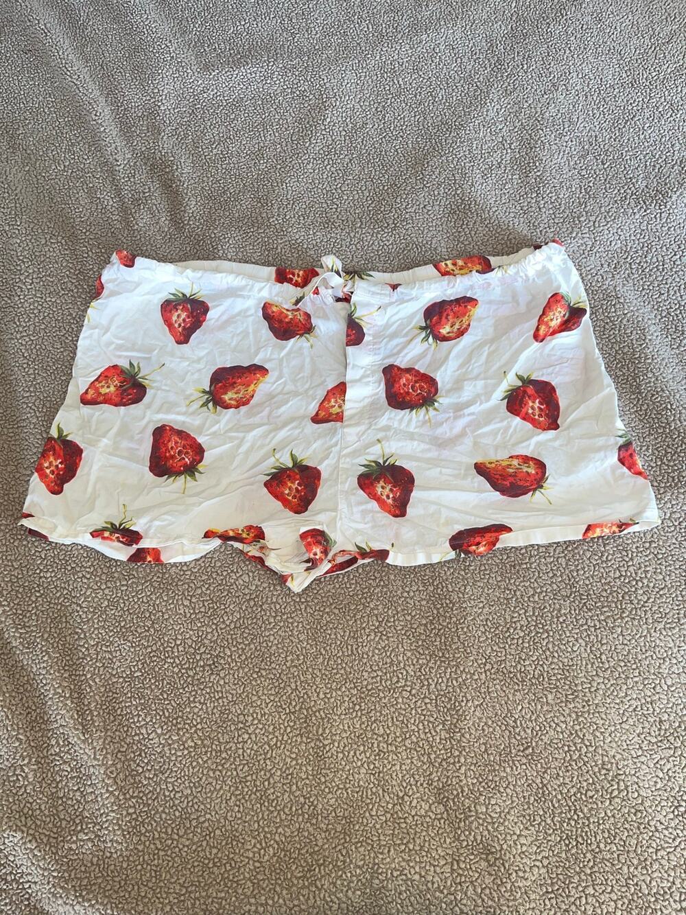 VS Cotton White Strawberry Pajama Shorts Womens L